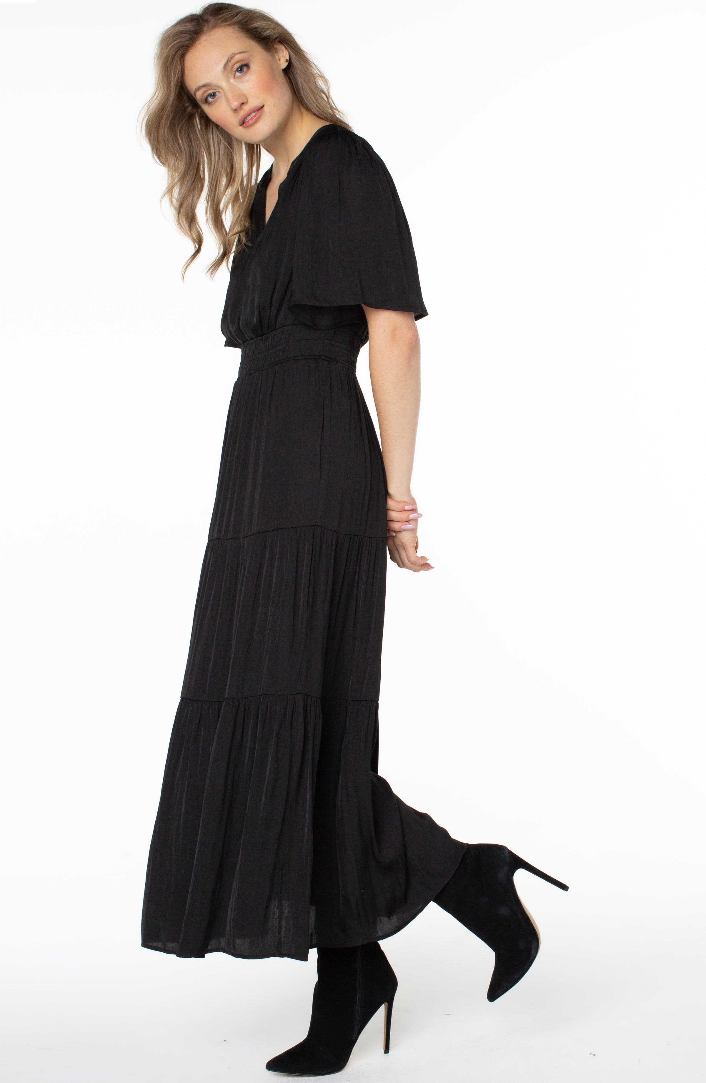 Woven Maxi Dress in Black