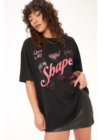 ALL SHAPES AND SIZES OVERSIZED TEE O/S